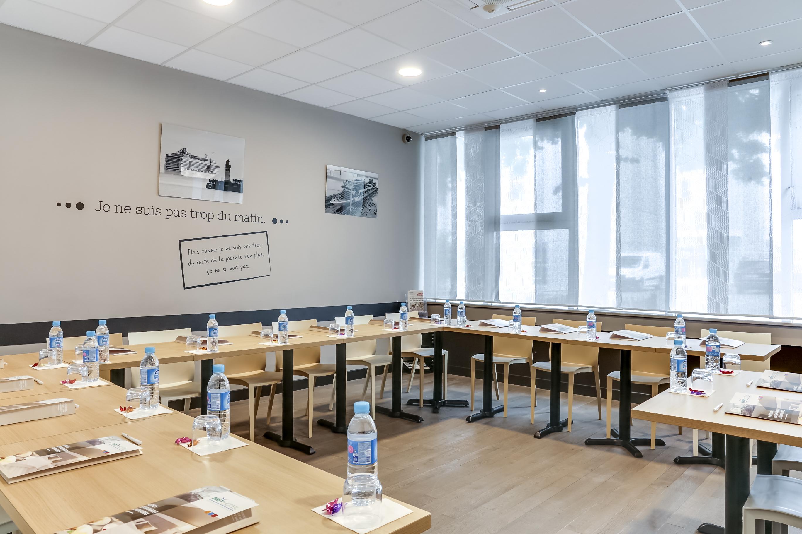 Brit Hotel Saint-Nazaire Centre Екстер'єр фото