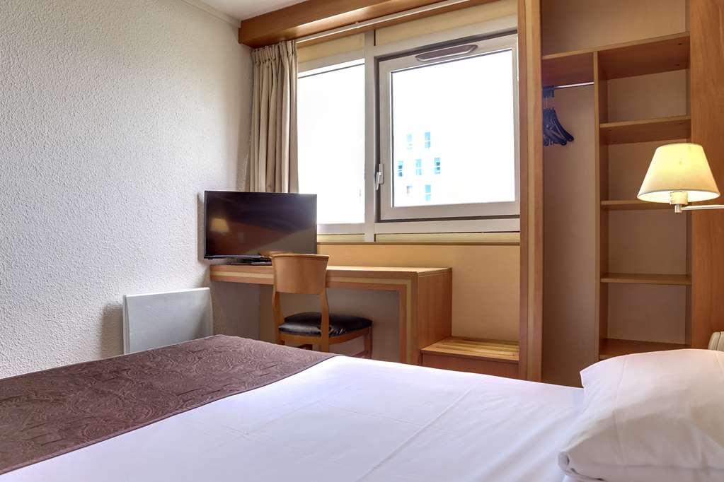 Brit Hotel Saint-Nazaire Centre Номер фото