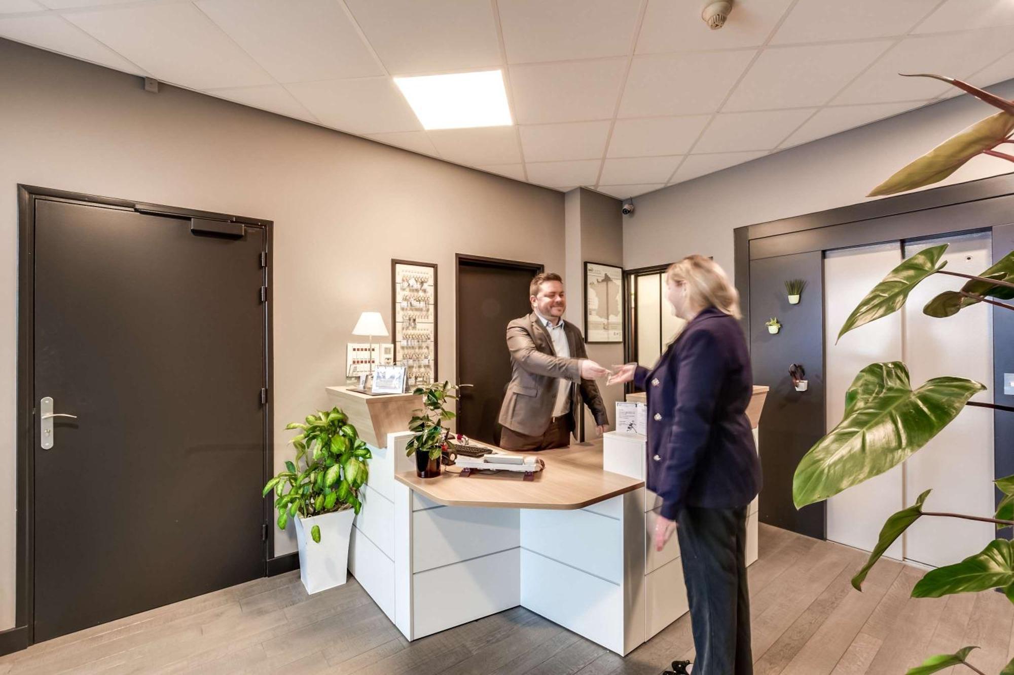 Brit Hotel Saint-Nazaire Centre Екстер'єр фото