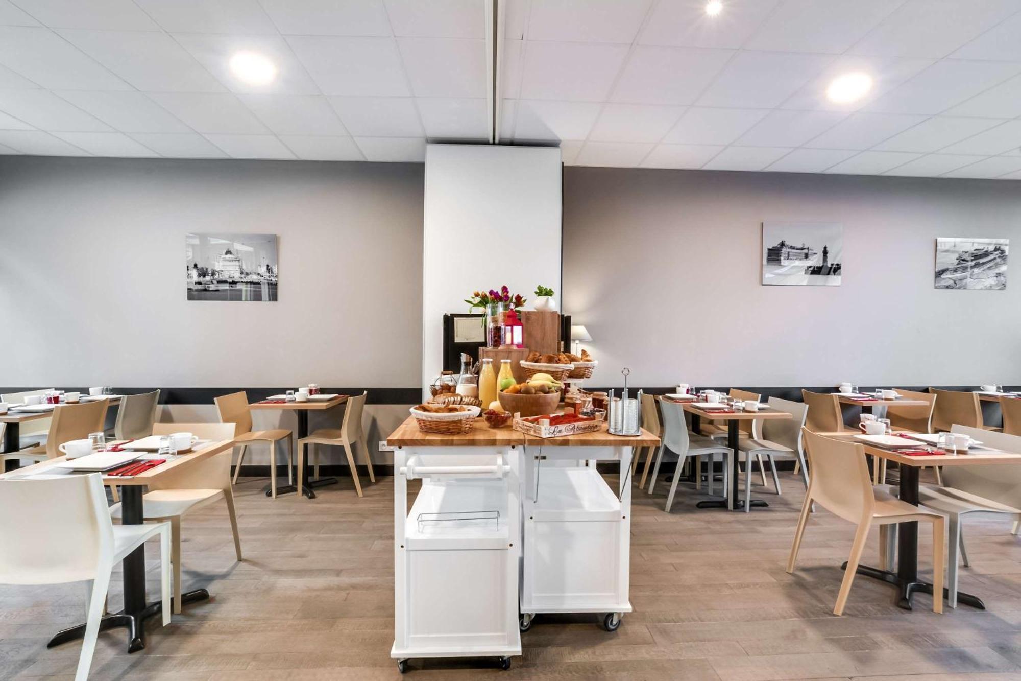 Brit Hotel Saint-Nazaire Centre Екстер'єр фото