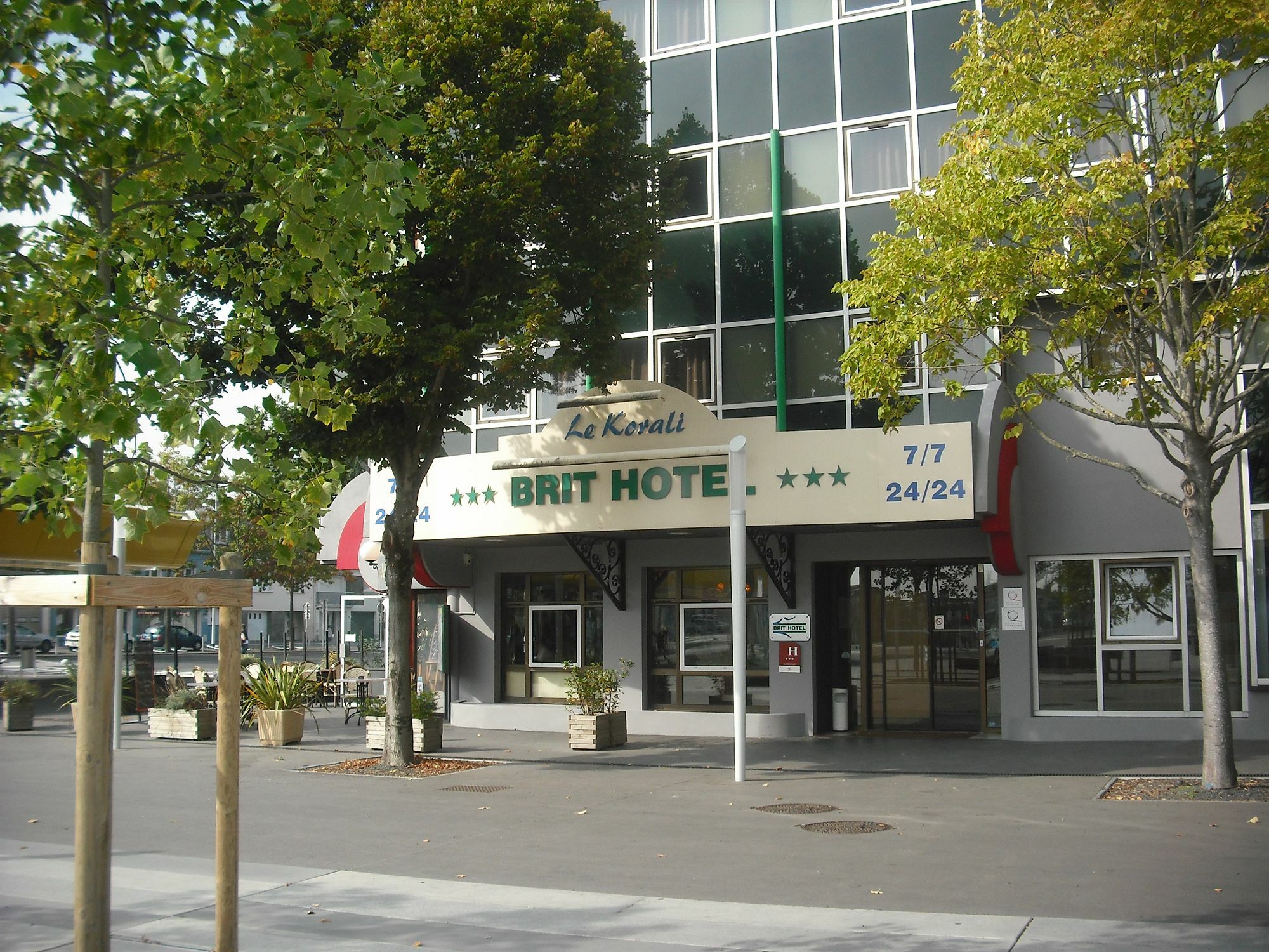 Brit Hotel Saint-Nazaire Centre Екстер'єр фото