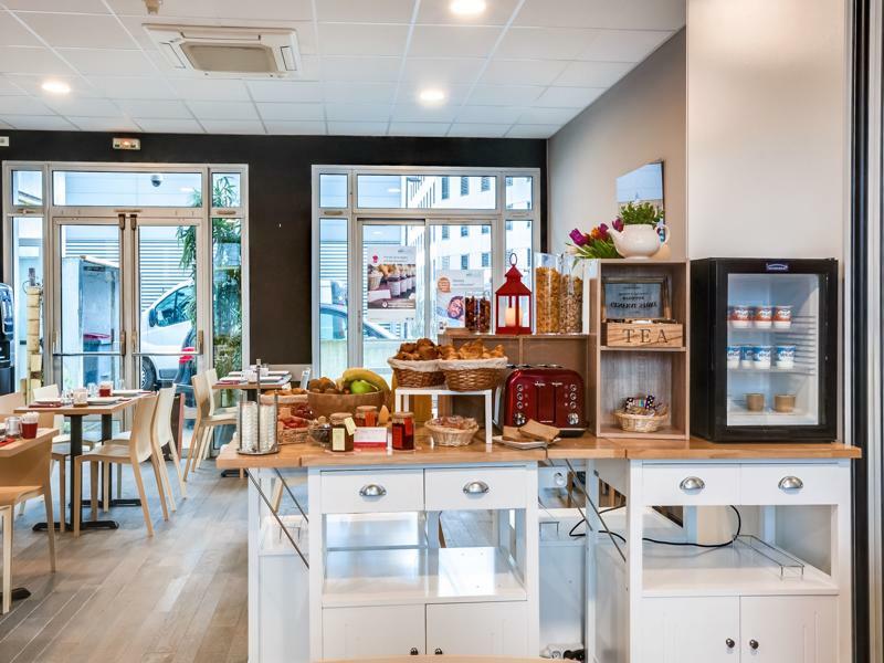 Brit Hotel Saint-Nazaire Centre Екстер'єр фото